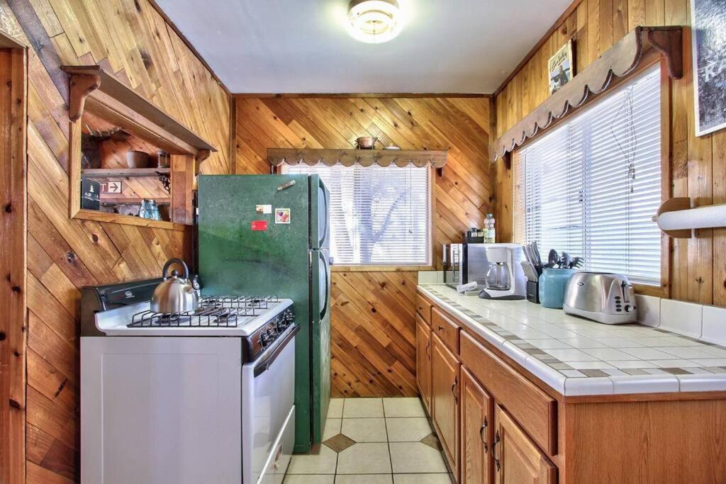 Los Osos Cozy Cabin With Private Spa And Bbq Villa Биг Беър Лейк Екстериор снимка