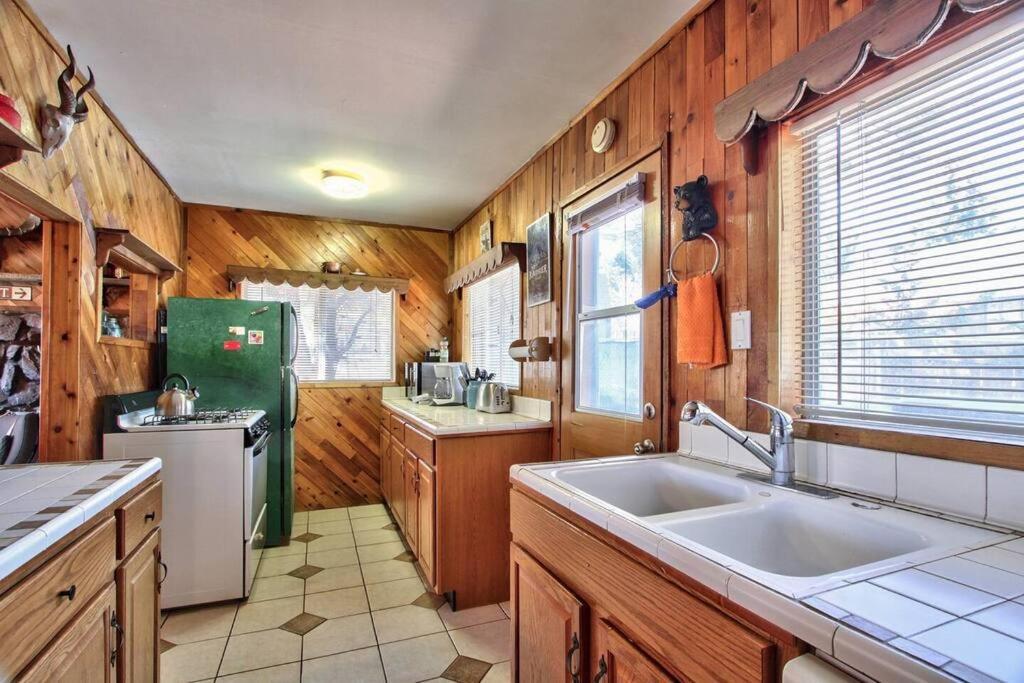 Los Osos Cozy Cabin With Private Spa And Bbq Villa Биг Беър Лейк Екстериор снимка