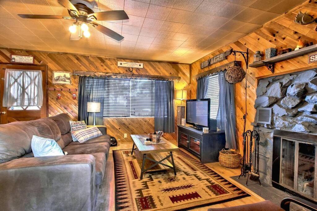 Los Osos Cozy Cabin With Private Spa And Bbq Villa Биг Беър Лейк Екстериор снимка
